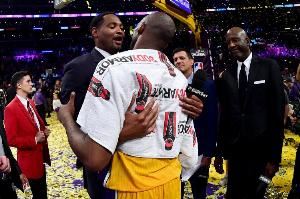 霍里：科比找队友单挑不为挑战谁 大家都知道队内老大是奥尼尔