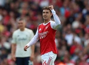 枪手7场不败！TA：苏维门迪登场后送出11次直塞，改变比赛走势