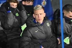 世体：奥尔莫因伤退出本期西班牙国家队集训，可能无缘国家德比