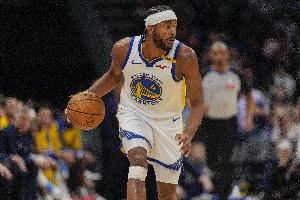 小腿有伤！科尔：希望穆迪下周回归训练 他大概率无法出战揭幕战