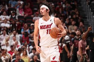 斯波：哈克斯打得非常出色自信心十足 为第二阵容带来了巨大提升