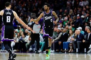 首发威重出江湖战老东家？施罗德&拉文出战成疑 蒙克个人原因缺席