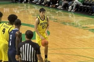 状态不佳!林葳半场替补出战6分钟 3投0中&罚球2中1得1分1犯0失误